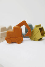 Load image into Gallery viewer, Construction Vehicle Mold Free Silicone Bath Toy Set
