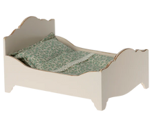 Load image into Gallery viewer, Wooden Bed, Mouse