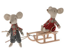 Load image into Gallery viewer, Wooden Sled, Mouse