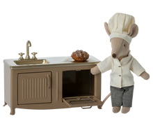 Load image into Gallery viewer, Kitchen, Mouse - Light brown