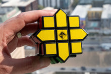 Load image into Gallery viewer, Aerostar – Star-Shaped Twisty Puzzle