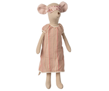 Load image into Gallery viewer, Medium mouse, Nightgown