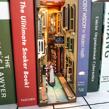 Load image into Gallery viewer, DIY Miniature House Book Nook Kit: Travel in Venice