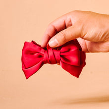 Load image into Gallery viewer, Mini Satin Bow Claw Clip-Red