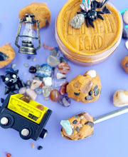 Load image into Gallery viewer, Crystal Cavern KidDough Play Kit featuring Wigglitz