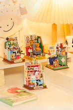 Load image into Gallery viewer, DIY Miniature House Kit: Holiday Living Room
