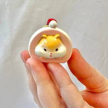 Load image into Gallery viewer, HAMSTER FIGURINE BLIND BOX