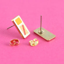Load image into Gallery viewer, Cracker Snack Earrings