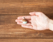 Load image into Gallery viewer, Felted Acorn Kit - Wet Felting