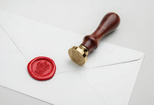 Load image into Gallery viewer, Harry Potter: Gryffindor Wax Seal Set