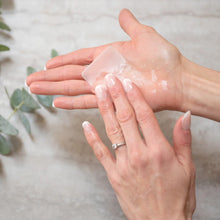 Load image into Gallery viewer, Grow Evolve Transform Single-Use Soap Sheets