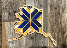 Load image into Gallery viewer, Alaska Barn Quilt pattern Painting Kit