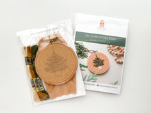 Load image into Gallery viewer, Christmas tree embroidery kit, beginner embroidery DIY kit