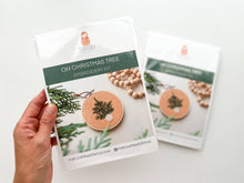 Load image into Gallery viewer, Christmas tree embroidery kit, beginner embroidery DIY kit
