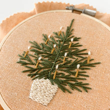 Load image into Gallery viewer, Christmas tree embroidery kit, beginner embroidery DIY kit
