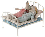 Bed, Mouse - Off white