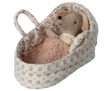 Load image into Gallery viewer, Carry cot for Baby Mouse
