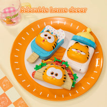 Load image into Gallery viewer, Garfield - Fridge Magnet Series
