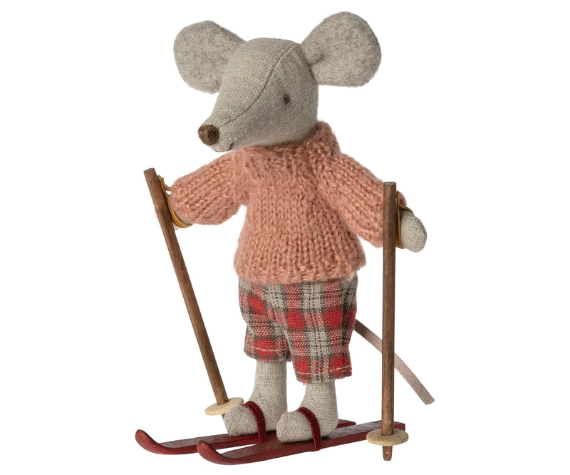 Winter mouse with ski set, Big Sister