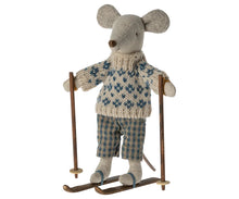 Load image into Gallery viewer, Winter mouse with ski set, Dad
