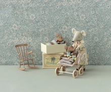 Load image into Gallery viewer, Sleepy wakey baby mouse in matchbox -  Rose
