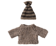 Knitted sweater and hat, Big brother mouse