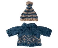 Knitted sweater and hat, Dad mouse
