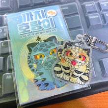 Load image into Gallery viewer, K POP hunters Magpie Tiger Random Acrylic Keyring (Vol.1)
