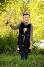 Load image into Gallery viewer, Knight Set with Tunic, Cape and Crown
