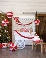 Load image into Gallery viewer, Red and Cream Scalloped Felt Banner Set
