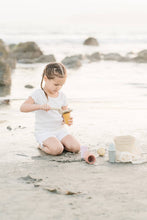 Load image into Gallery viewer, Classic Retro Silicone Ice Cream Beach Set
