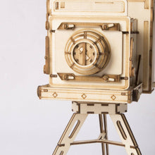 Load image into Gallery viewer, 3D Laser Cut Wooden Puzzle: Vintage Camera
