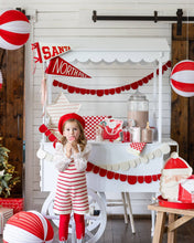 Load image into Gallery viewer, Red and Cream Scalloped Felt Banner Set
