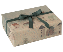 Load image into Gallery viewer, Gift wrap, 10 m - Santa is coming
