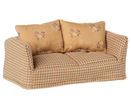 Couch, Mouse - Mable