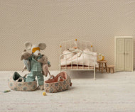 Baby mouse in carry cot - Rose