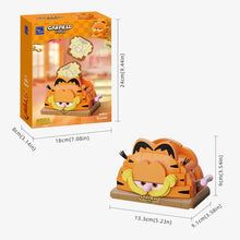 Load image into Gallery viewer, Garfield Funny Machines - Toaster
