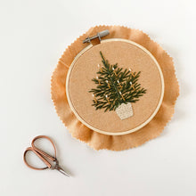 Load image into Gallery viewer, Christmas tree embroidery kit, beginner embroidery DIY kit
