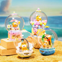Load image into Gallery viewer, Garfield Crystal Ball - Cozy Bath
