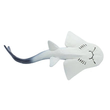 Load image into Gallery viewer, Shark Ray - 226329
