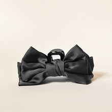 Load image into Gallery viewer, Satin Bow Claw Clip- Black
