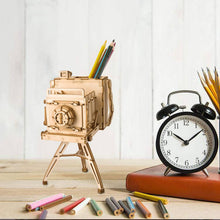 Load image into Gallery viewer, 3D Laser Cut Wooden Puzzle: Vintage Camera
