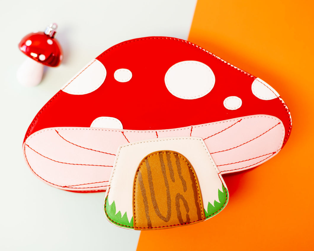 Bewaltz Mushroom House Handbag